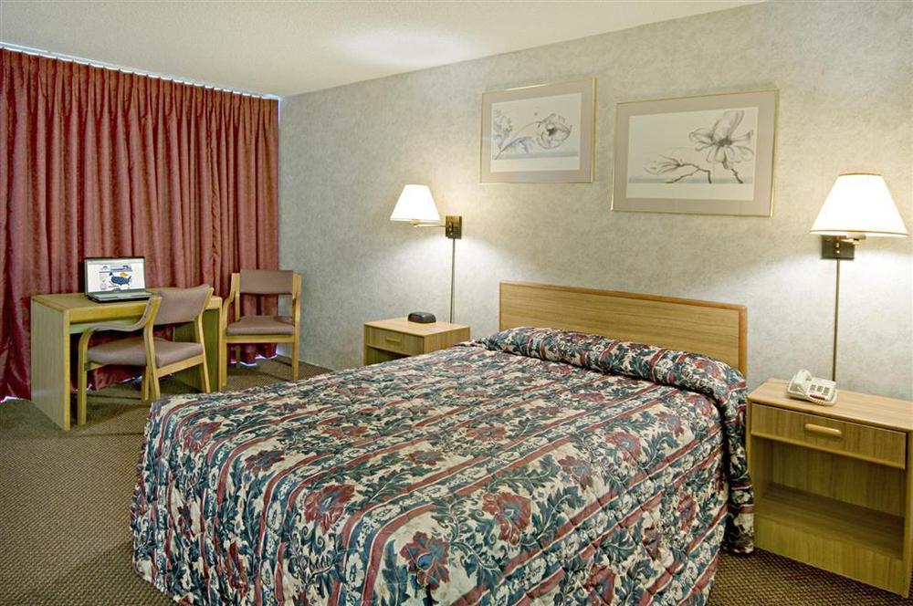 Americas Best Value Inn Manhattan Room photo